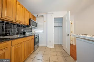 1523 Christian St, Philadelphia, PA 19146 - Photo 8