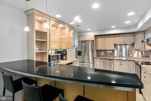 719 S Philip St, Philadelphia, PA 19147 - Photo 10