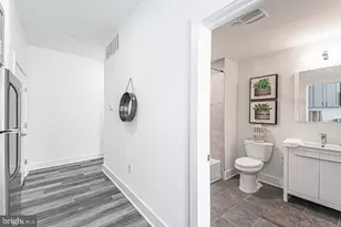1524 South St, Philadelphia, PA 19146 - Photo 8
