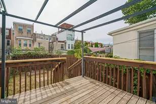 2810 Cambridge St, Philadelphia, PA 19130 - Photo 16