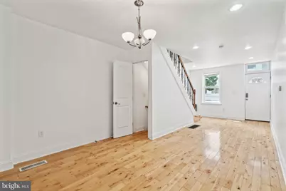 2553 Collins Street, Philadelphia, PA 19125 - Photo 2
