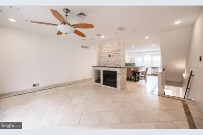 919 N Front Street #UNIT G, Philadelphia, PA 19123 - Photo 8