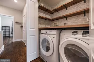 919 N Front St, Philadelphia, PA 19123 - Photo 24
