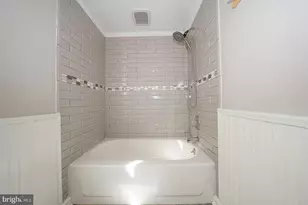 3621 Calumet St, Philadelphia, PA 19129 - Photo 18