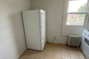 6107 Noble St, Philadelphia, PA 19151 - Photo 12