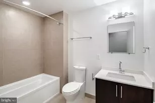 826 N 3rd St, Philadelphia, PA 19123 - Photo 16