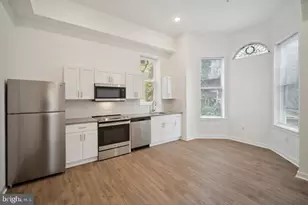 405 S 42nd St, Philadelphia, PA 19104 - Photo 18