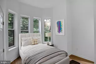 405 S 42nd St, Philadelphia, PA 19104 - Photo 6