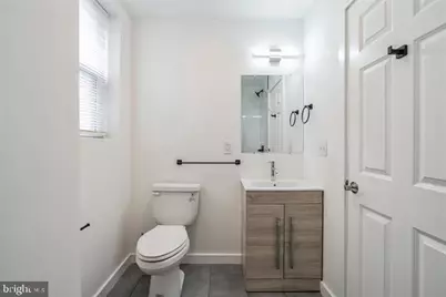 405 S 42nd Street #1M, Philadelphia, PA 19104 - Photo 20