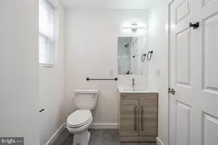 405 S 42nd St, Philadelphia, PA 19104 - Photo 20