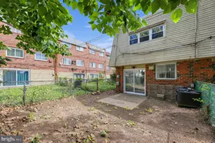 1630 N 10th St, Philadelphia, PA 19122 - Photo 2