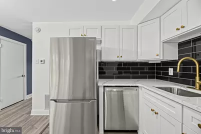 1630 N 10th Street, Philadelphia, PA 19122 - Photo 12