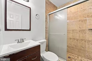 2009 W Oxford St, Philadelphia, PA 19121 - Photo 28