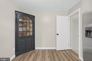 817 Rennard Cir, Philadelphia, PA 19116 - Photo 12
