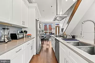 624 Pierce St, Philadelphia, PA 19148 - Photo 8