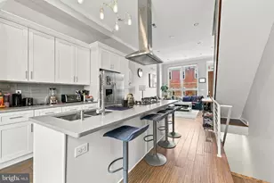 624 Pierce St, Philadelphia, PA 19148 - Photo 6