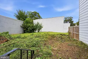 256 E Phil Ellena St, Philadelphia, PA 19119 - Photo 30
