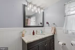 1977 Merlin Rd, Philadelphia, PA 19116 - Photo 30