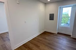 402 E Walnut Ln, Philadelphia, PA 19144 - Photo 4