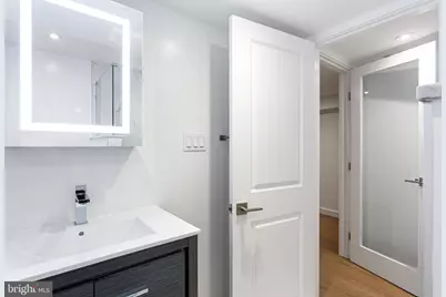 709 S 19th Street #1F, Philadelphia, PA 19146 - Photo 6