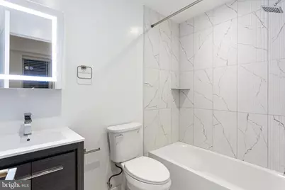 709 S 19th Street #1R, Philadelphia, PA 19146 - Photo 6