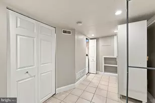 2700 South St, Philadelphia, PA 19146 - Photo 20