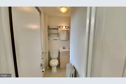 332-34 S 17th Street #3A, Philadelphia, PA 19103 - Photo 8