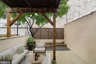 765 S 15th St, Philadelphia, PA 19146 - Photo 24