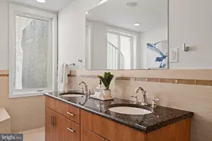 765 S 15th St, Philadelphia, PA 19146 - Photo 50