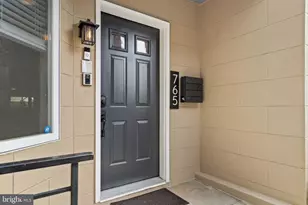 765 S 15th St, Philadelphia, PA 19146 - Photo 14