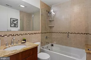 765 S 15th St, Philadelphia, PA 19146 - Photo 36