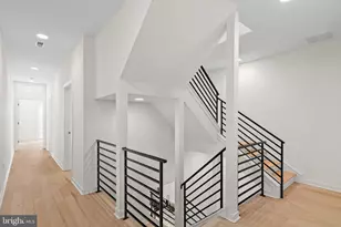 765 S 15th St, Philadelphia, PA 19146 - Photo 32
