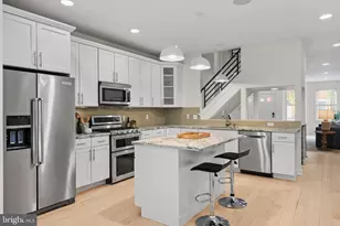 765 S 15th St, Philadelphia, PA 19146 - Photo 18
