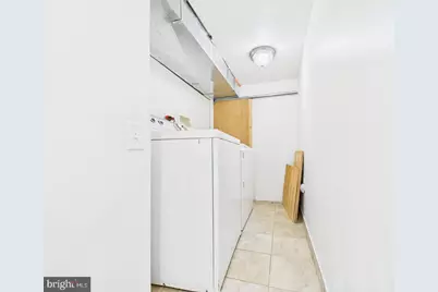 521 N 35th Street, Philadelphia, PA 19104 - Photo 12