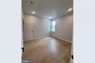 648 N 38th Street, Philadelphia, PA 19104 - Photo 14