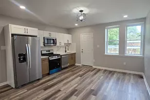 6019 Trinity St, Philadelphia, PA 19142 - Photo 8