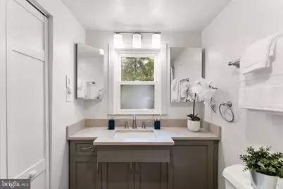 718 Addison Street #F, Philadelphia, PA 19147 - Photo 18