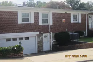 147 Dimarco Dr, Philadelphia, PA 19154 - Photo 2