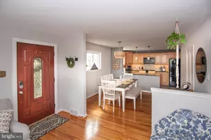 622 Emerson St, Philadelphia, PA 19111 - Photo 8