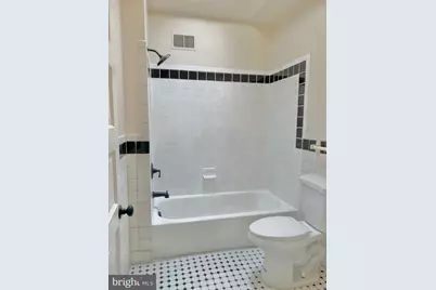 1130 S Peach Street, Philadelphia, PA 19143 - Photo 6