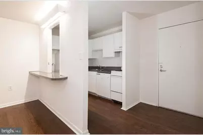 2311 Spruce Street #202, Philadelphia, PA 19103 - Photo 4
