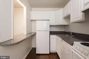 2311 Spruce St, Philadelphia, PA 19103 - Photo 6