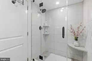 1819 S 12th St, Philadelphia, PA 19148 - Photo 36