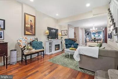 1819 S 12th Street, Philadelphia, PA 19148 - Photo 6