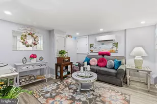 1819 S 12th St, Philadelphia, PA 19148 - Photo 32