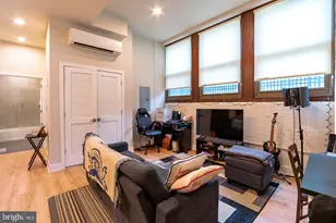 1300 S 19th St, Philadelphia, PA 19146 - Photo 4