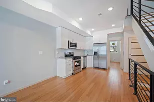 911 W Dauphin St, Philadelphia, PA 19133 - Photo 4