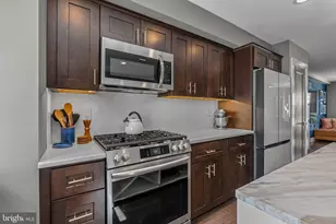 190 W Oxford St, Philadelphia, PA 19122 - Photo 6