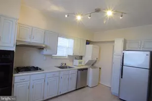 443 E Girard Ave, Philadelphia, PA 19125 - Photo 4