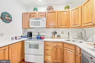 1130 Spruce St, Philadelphia, PA 19107 - Photo 8